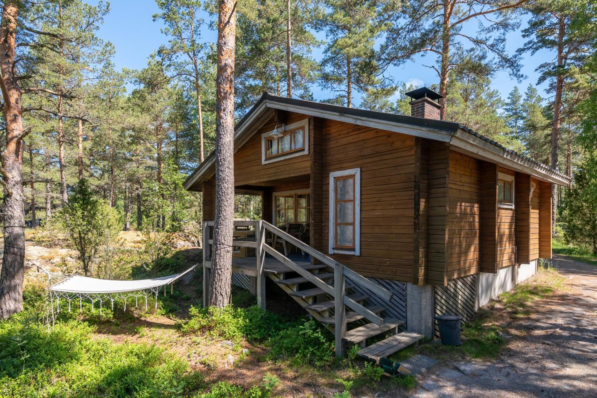 Pinetree Cottages Cozy Log Cabin Kalanti Exterior photo